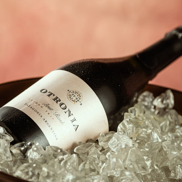 ¿Por qué el espumante se asocia a celebraciones y al brindis? Una curiosidad para estas fiestas